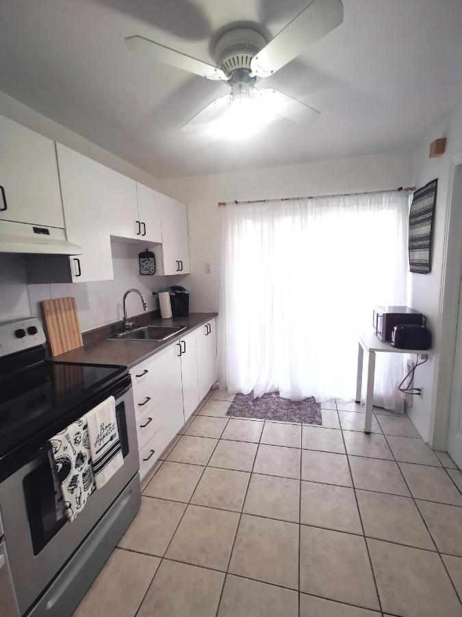 Plush 2 Bedroom Unit 5Min Downtown Off Wellington Montréal Buitenkant foto