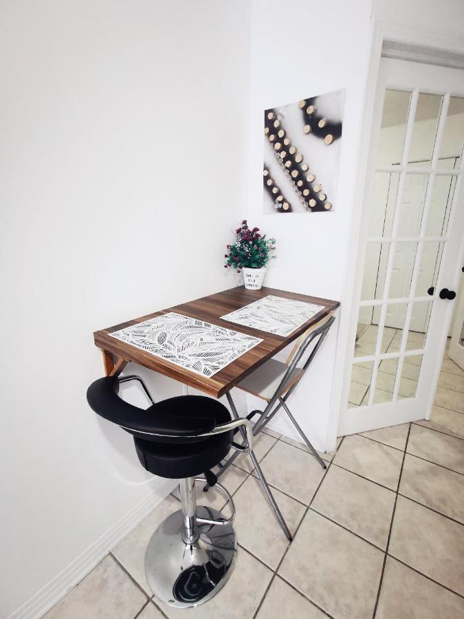 Plush 2 Bedroom Unit 5Min Downtown Off Wellington Montréal Buitenkant foto