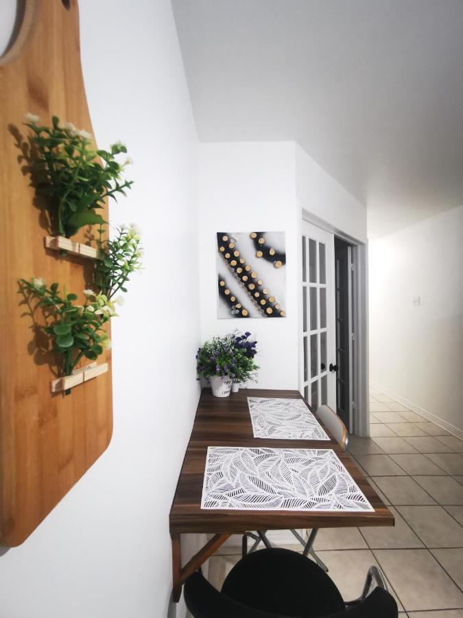 Plush 2 Bedroom Unit 5Min Downtown Off Wellington Montréal Buitenkant foto